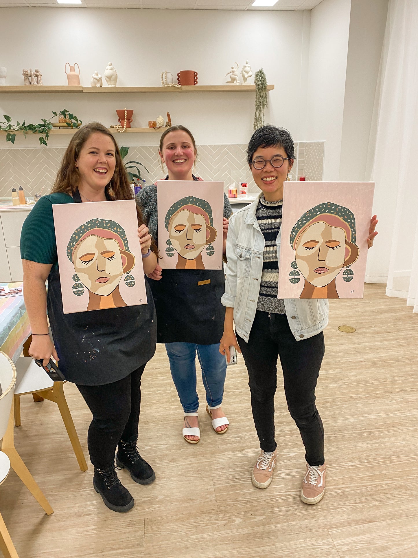 CANVAS PAINT & SIP WORKSHOP